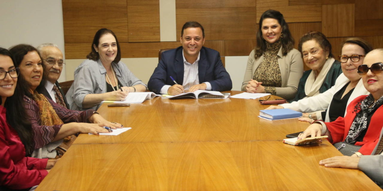 Prefeitura de Niterói assina acordo com a Unesco para fortalecer o Patrimônio Cultural e Natural do município