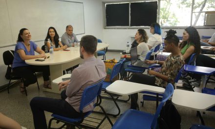 Gestores municipais apresentam, em evento na UFF, experiência de estágio na Prefeitura de Niterói