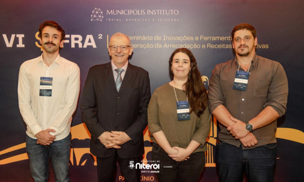 Secretário de Fazenda e servidores da SMF comparecem ao 6º SIFRA