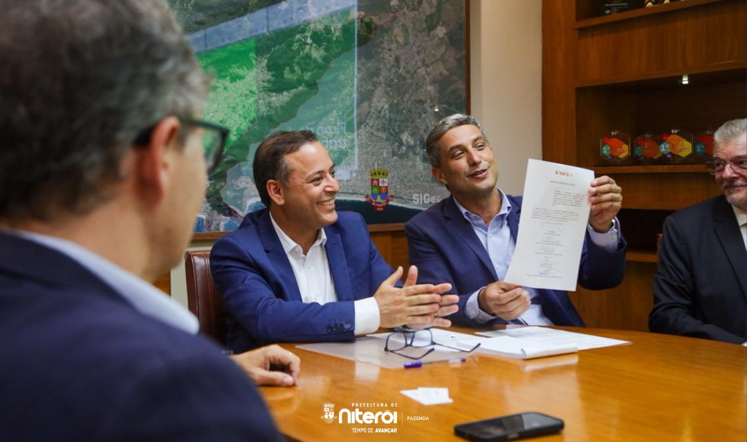 Secretário de Fazenda participa da assinatura do Niterói Empreendedora