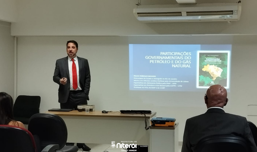 Secretaria Municipal de Fazenda recebe palestra sobre Participações Governamentais do Petróleo e do Gás Natural