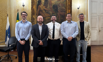 Secretaria de Fazenda recebe representantes do Banco Banestes